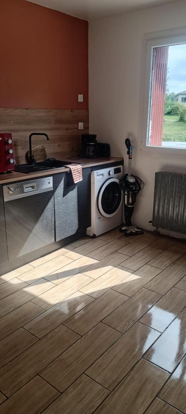 Appartement La Marmotte Compreignac 外观 照片
